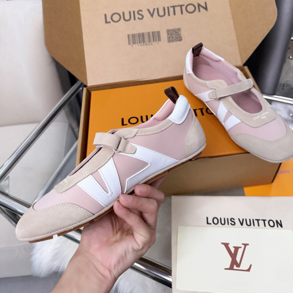 Louis Vuitton, Women Flat