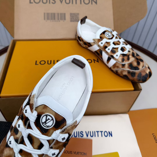 Louis Vuitton, Women Sneaker