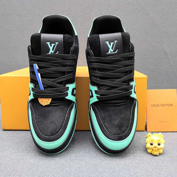 Louis Vuitton, Men Sneaker, Green