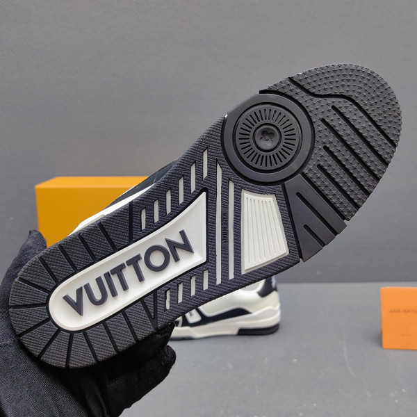 Louis Vuitton, Men Sneaker