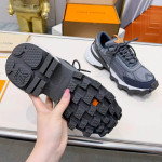 Louis Vuitton, Men Sneaker