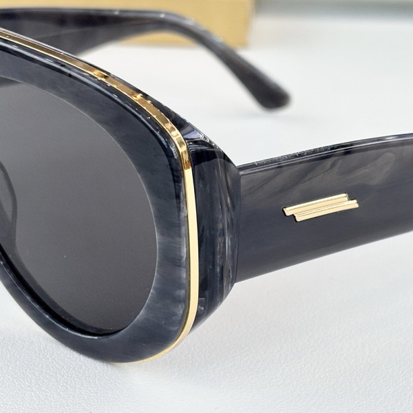 Bottega Veneta, Women Sunglasses