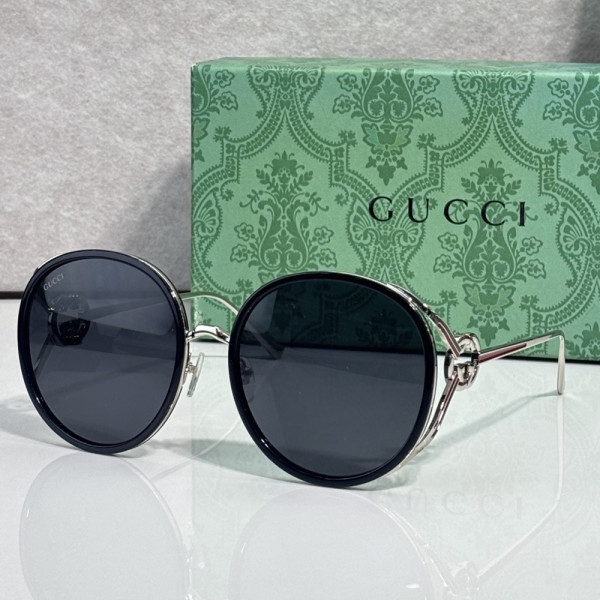 Gucci, Women Sunglasses