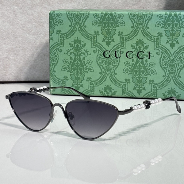 Gucci, Women Sunglasses