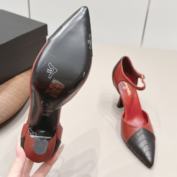 Chanel, Women Pump