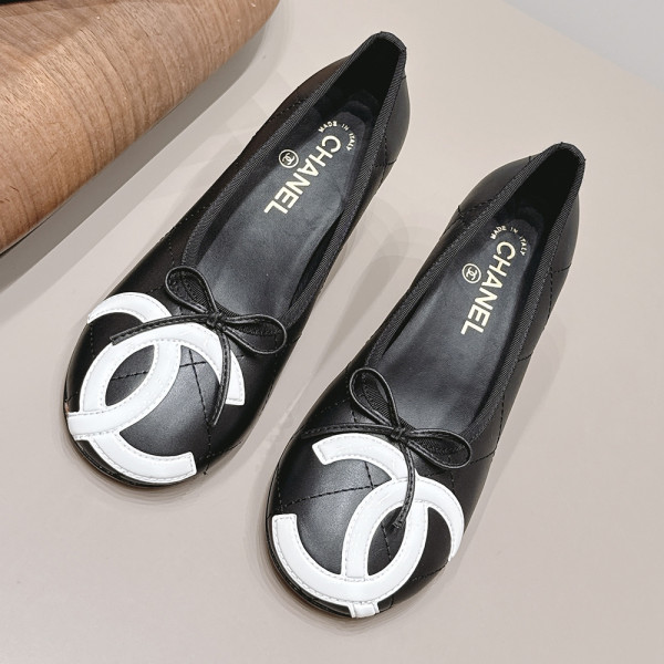 Chanel, Women Pump