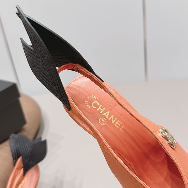 Chanel, Women Pump