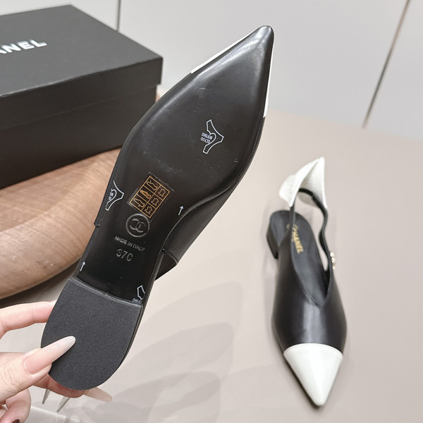 Chanel, Women Flat