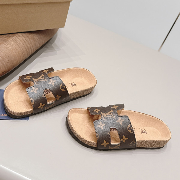 Louis Vuitton, Men Slipper