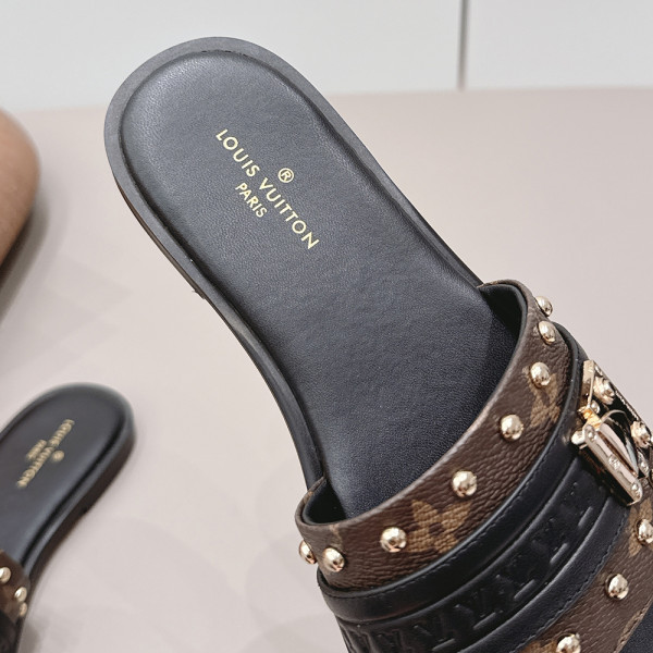 Louis Vuitton, Women Slipper