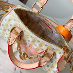 Louis Vuitton, Women Bag, Beige