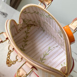 Louis Vuitton, Women Bag, Beige