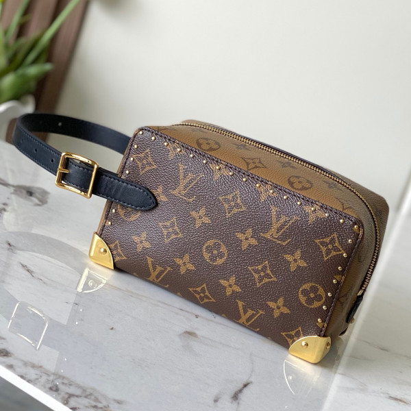 Louis Vuitton, Unisex Bag, Brown
