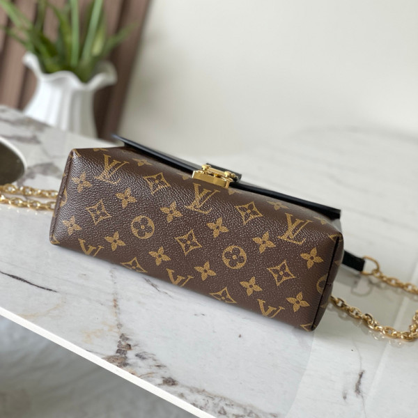 Louis Vuitton, Women Bag