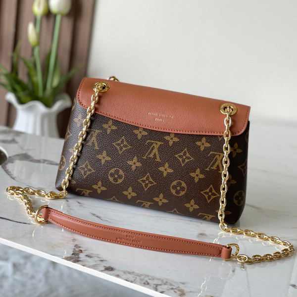 Louis Vuitton, Women Bag
