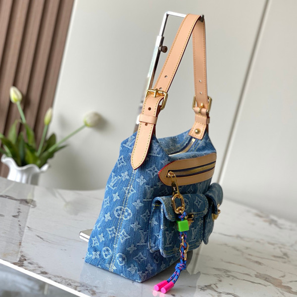 Louis Vuitton, Women Bag
