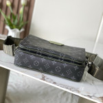 Louis Vuitton, Unisex Bag, Khaki