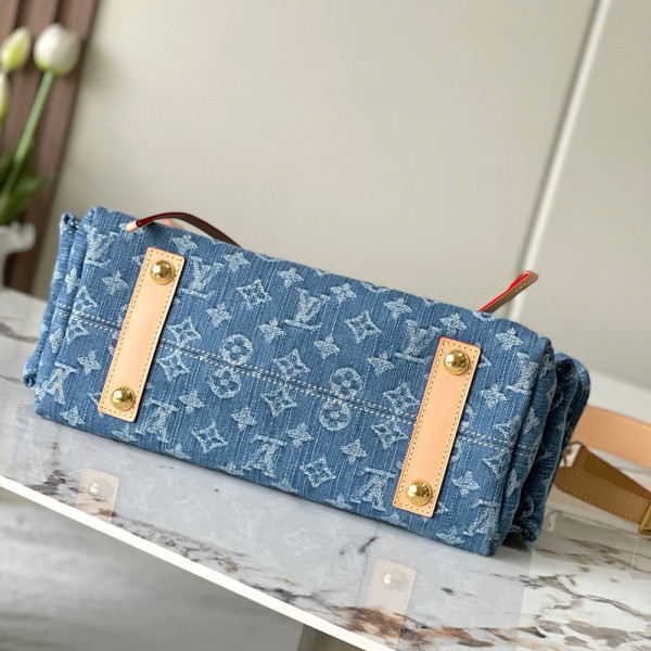 Louis Vuitton, Women Bag