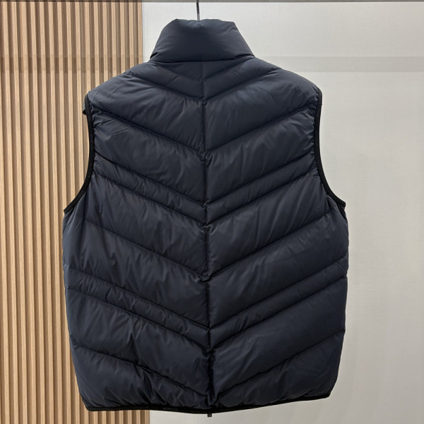 Moncler, Men Vest