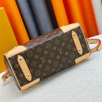 Louis Vuitton, Women Bag, Brown