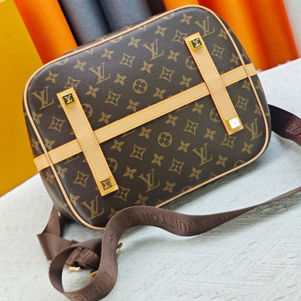 Louis Vuitton, Women Bag, Brown