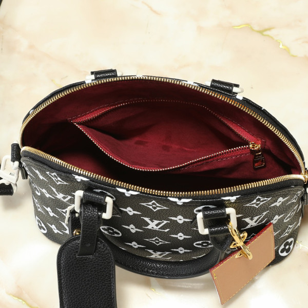 Louis Vuitton, Women Bag
