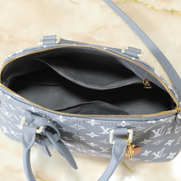 Louis Vuitton, Women Bag