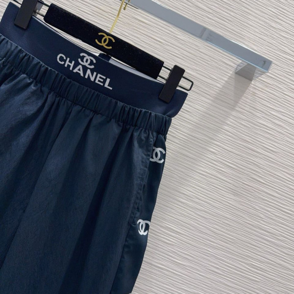Chanel, Women Pant