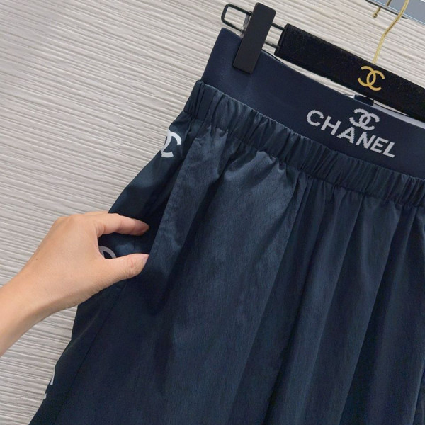 Chanel, Women Pant