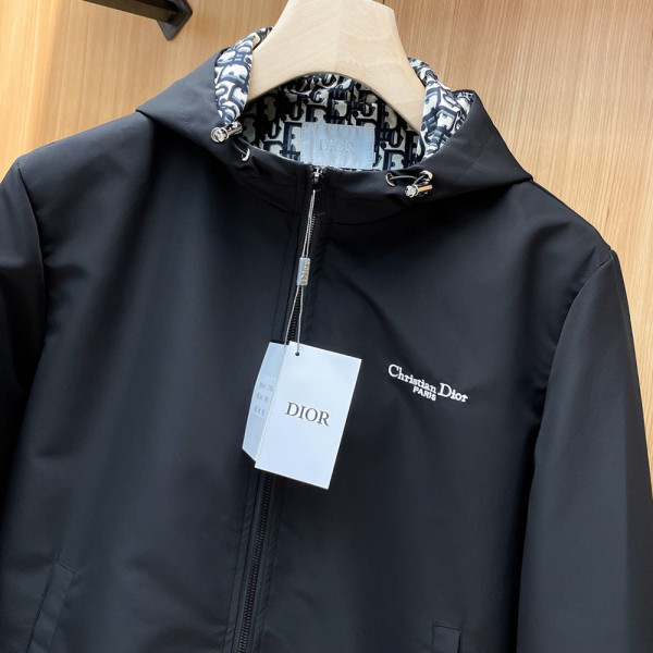 Christian Dior, Heren Jas
