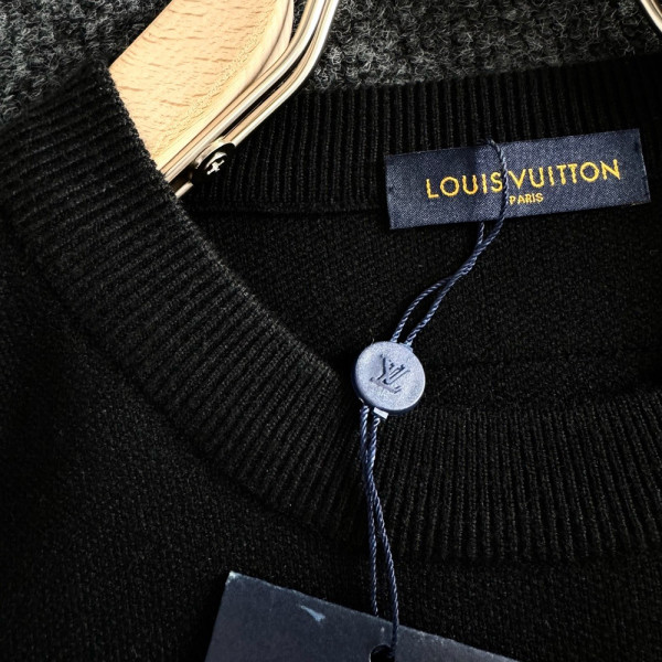 Louis Vuitton, Men Pullover