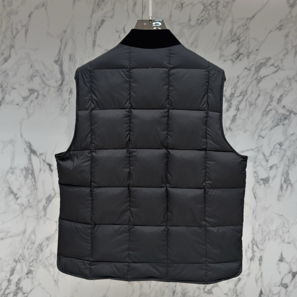 Moncler, Men Vest