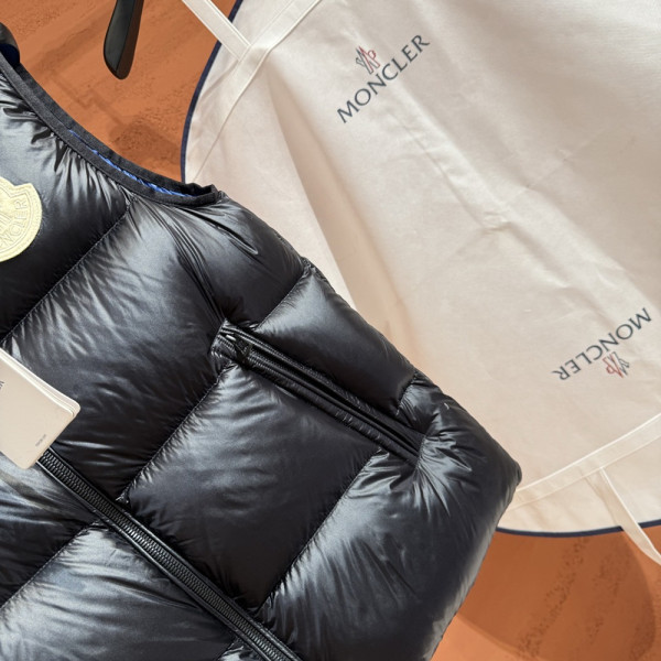 Moncler, Men Vest, Black