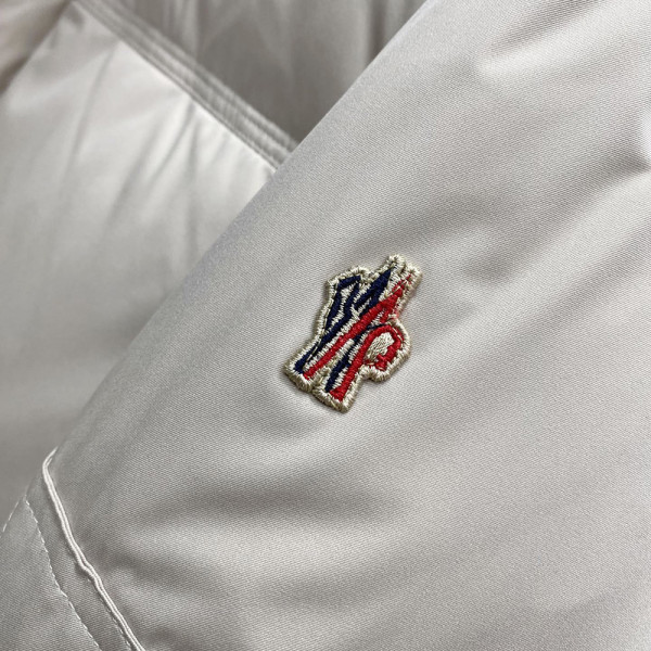 Moncler, Pharrelk Cheastnut, Men Jacket