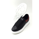 Alexander Mcqueen, Dames Sneakers, Zwart Bordeaux Oversized