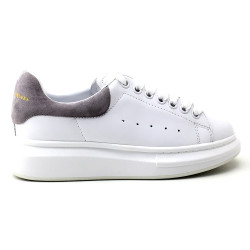 Alexander Mcqueen, Dames Sneakers, Wit Grijs Oversized
