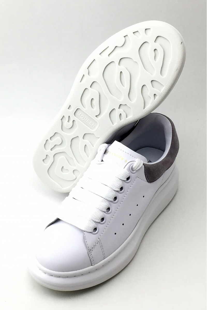 Alexander Mcqueen, Dames Sneakers, Wit Grijs Oversized