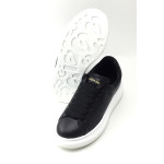 Alexander Mcqueen, Dames Sneakers, Zwart Oversized
