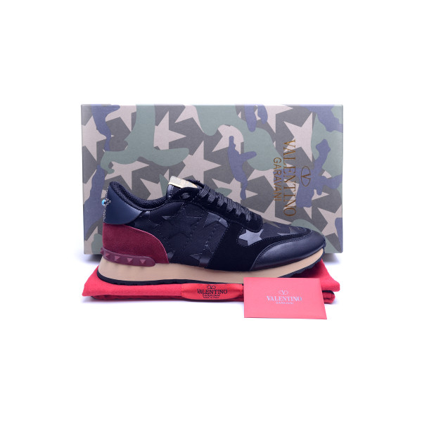 Valentino, Heren Garavani Sneakers, Zwart Stars