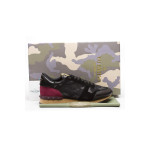 Valentino, Heren Garavani Sneakers, Camoustars, Zwart
