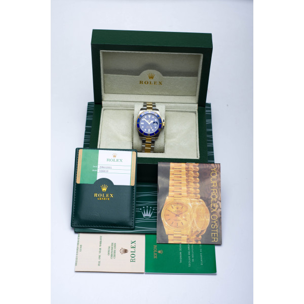 Rolex Submariner Date, Oyster 40 mm,Oystersteel and yellow gold.