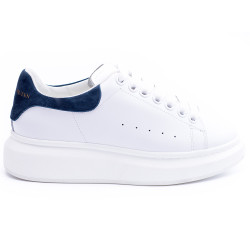 Alexander Mcqueen, Oversized Woman Sneaker, White/Dark Blue
