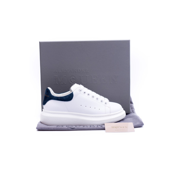 Alexander Mcqueen, Oversized Woman Sneaker, White/Dark Blue