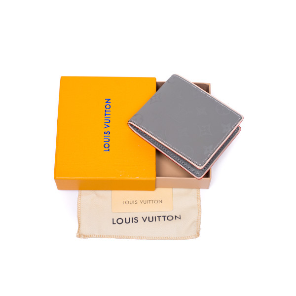 Louis Vuitton, Men's Wallet, Black