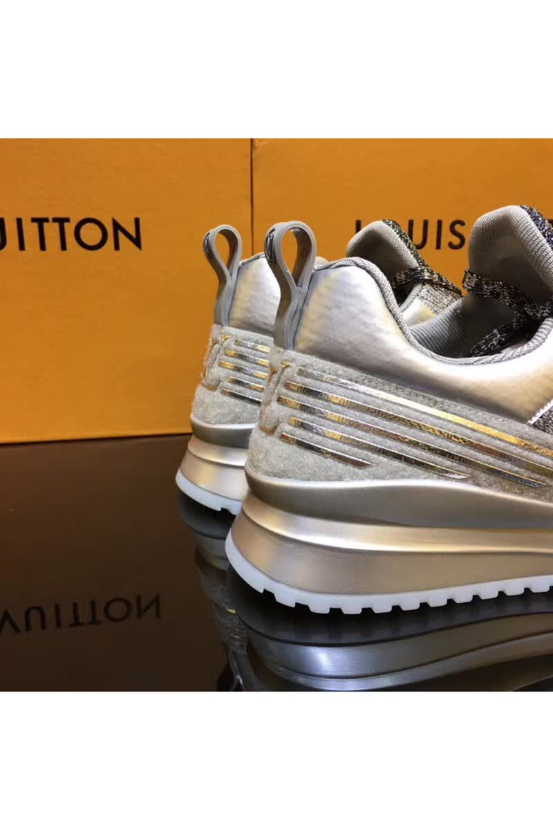 Louis Vuitton, Men's Sneaker, Grey