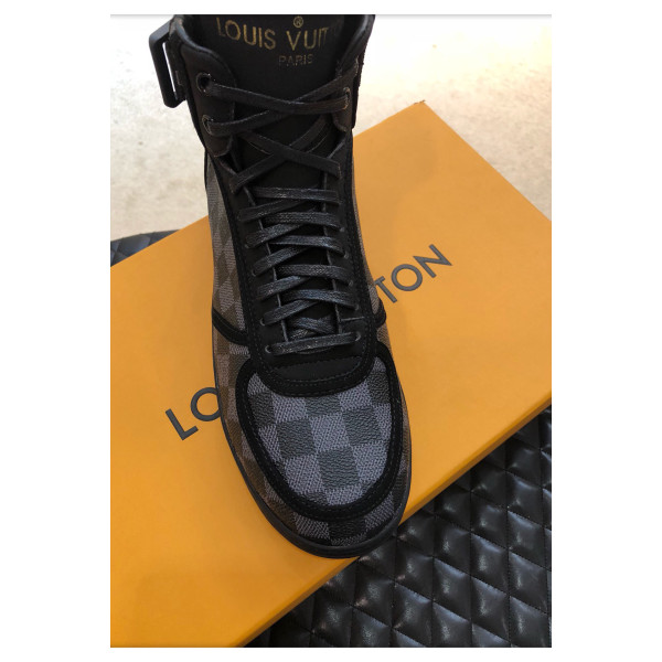 Louis Vuitton, Men's High Top Sneaker, Damier Navy