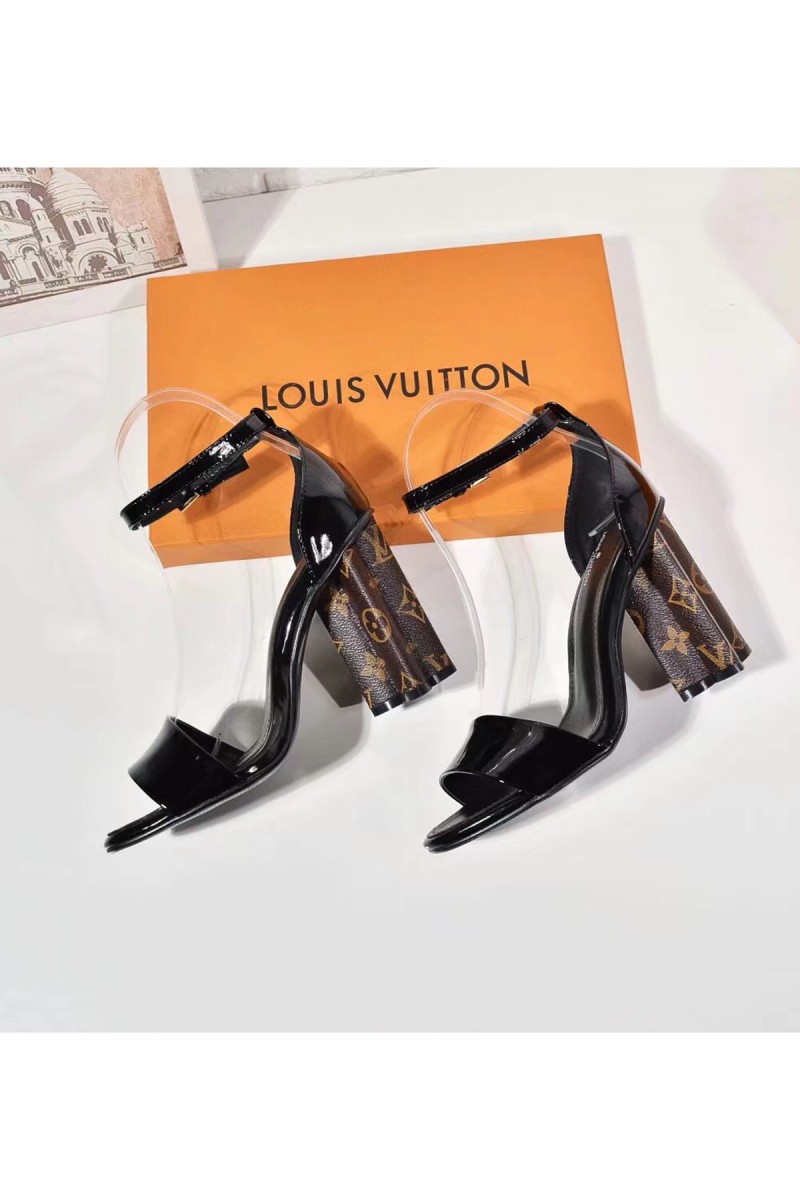 Louis Vuitton, Women's Pump, Black