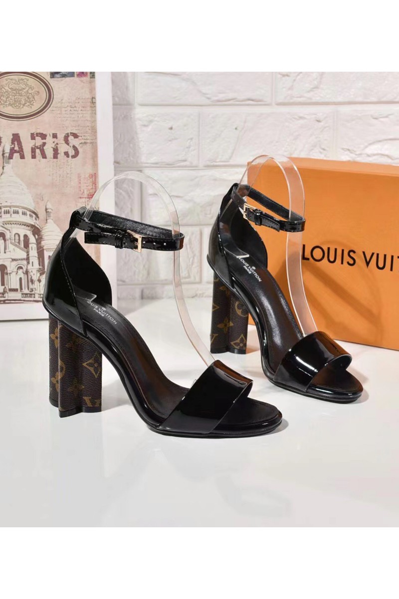 Louis Vuitton, Women's Pump, Black