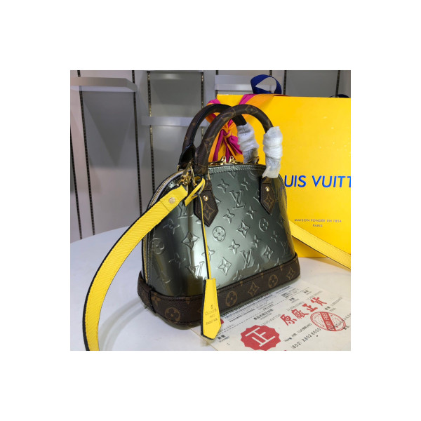 Louis Vuitton, Women's Bag, Grey