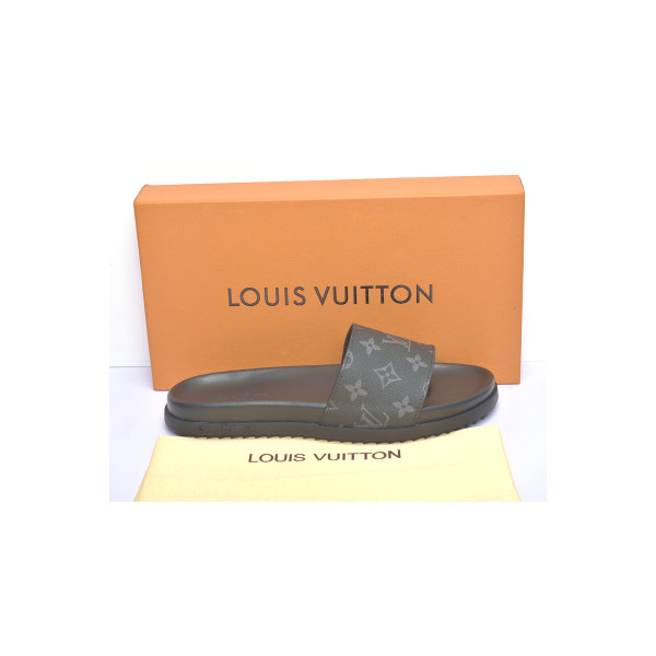 Louis Vuitton, Men's Slipper, Black